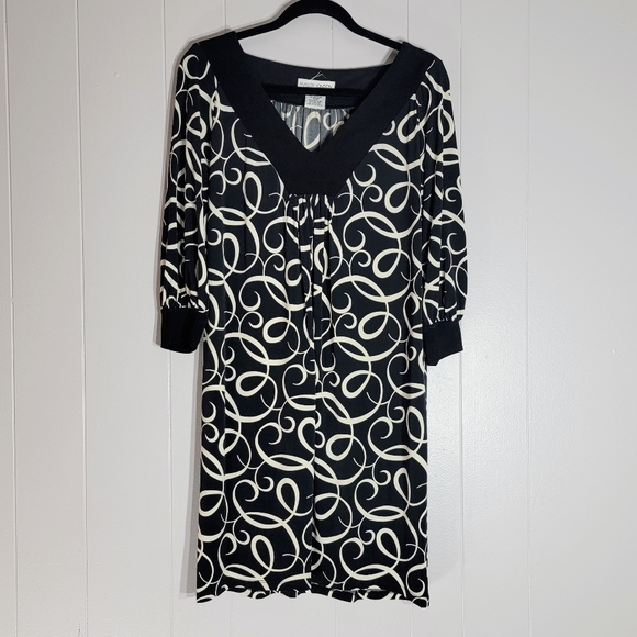4/$20 Maggy London V-Neck Long Sleeve Cream And Black Print Mini Dress Size 6 - Picture 1 of 5